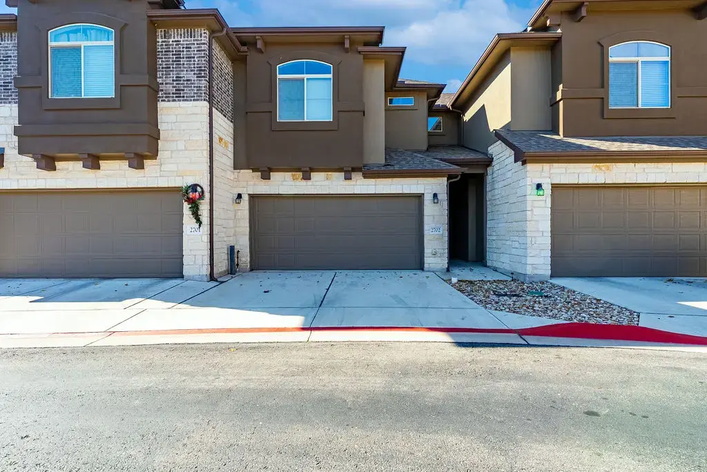 2880 Donnell Drive 2702, Round Rock