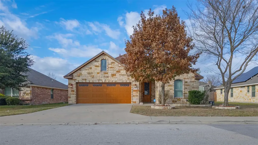 125 Walter Way, Jarrell