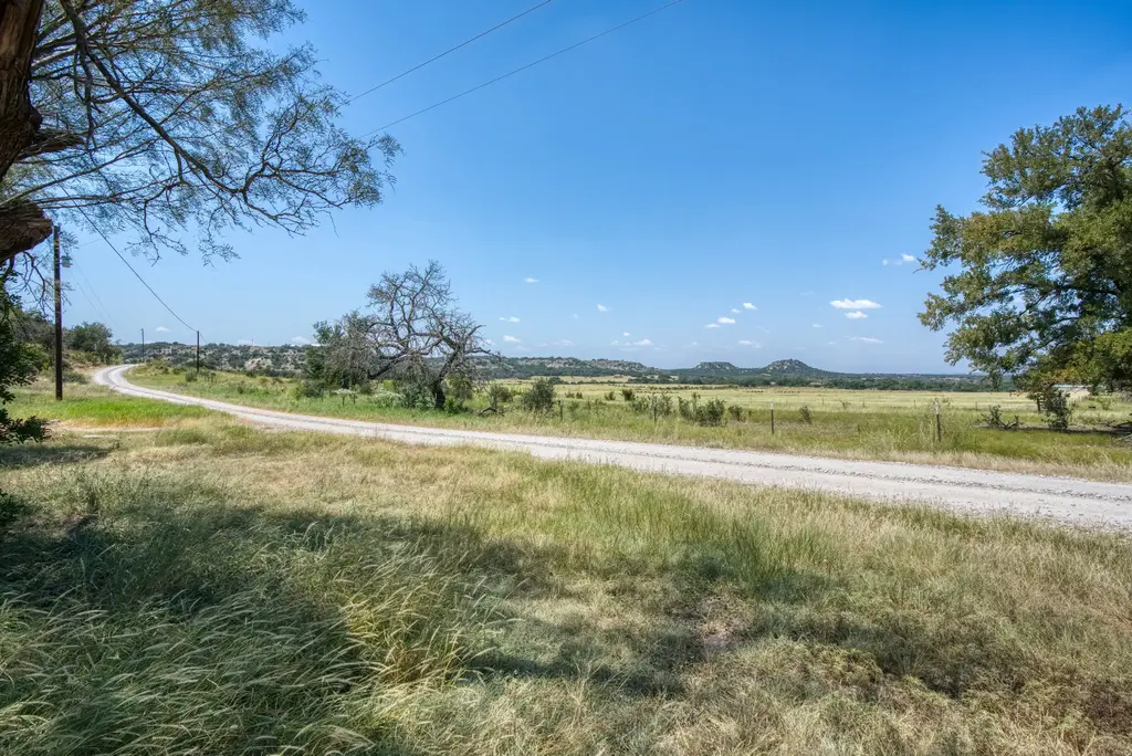 51 Ds Road, Fredericksburg