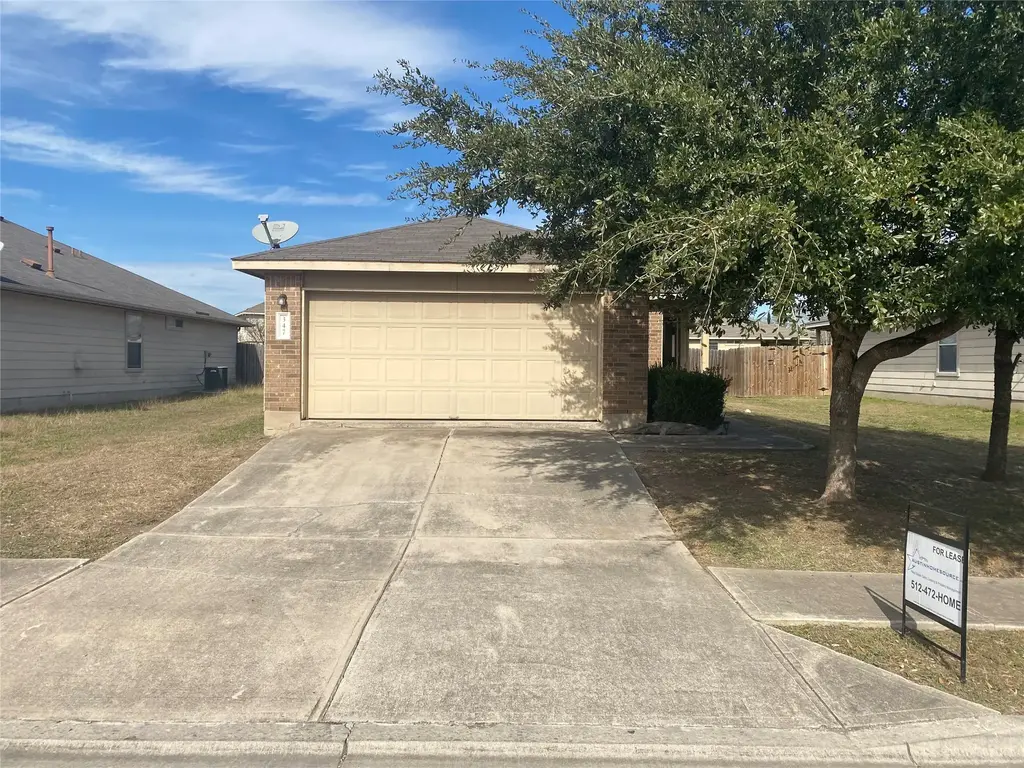 347 Old West Trail, Buda