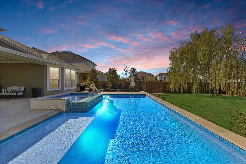 2913 Fallcrest Bend, Leander
