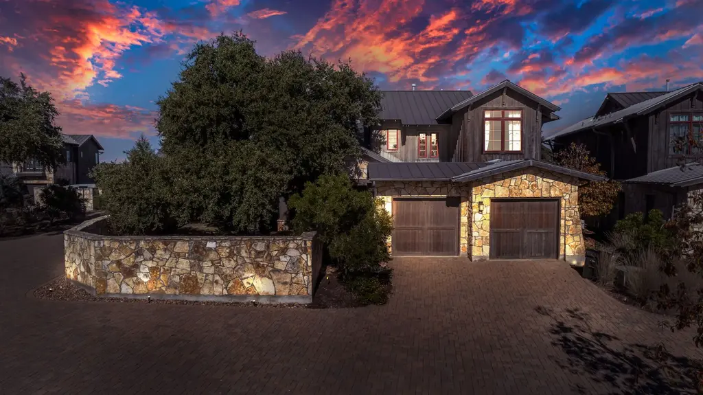 19404 Bold Venture Drive 17, Spicewood