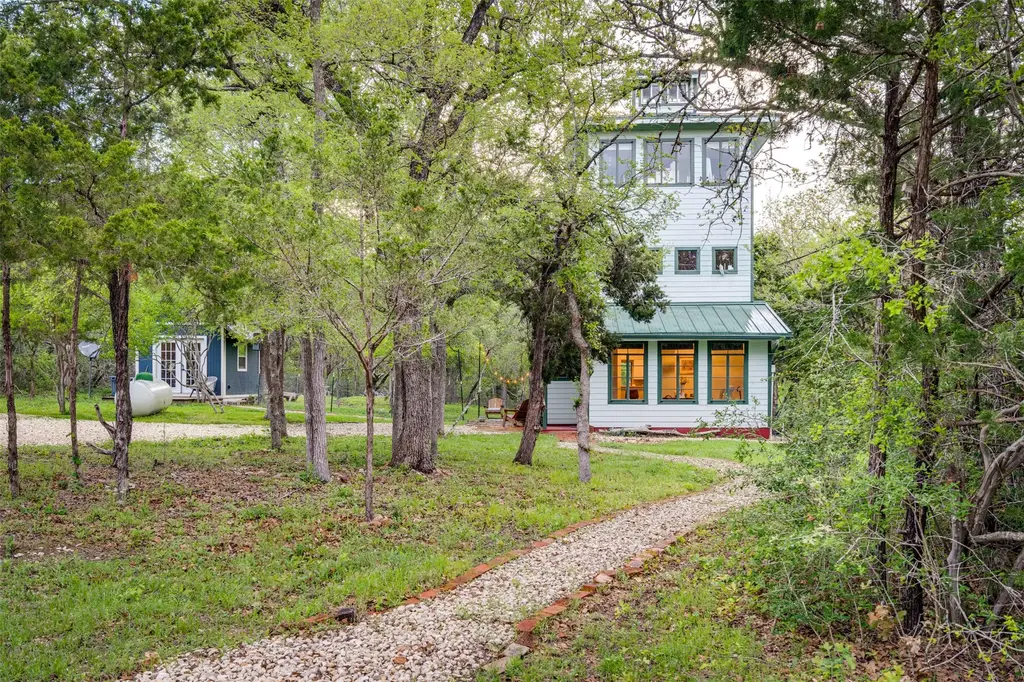 112 Boulder Lane, Manor