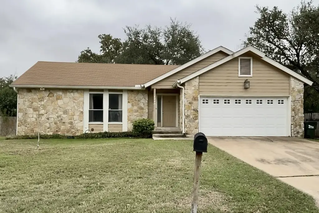1003 Thousand Oaks Boulevard, Georgetown