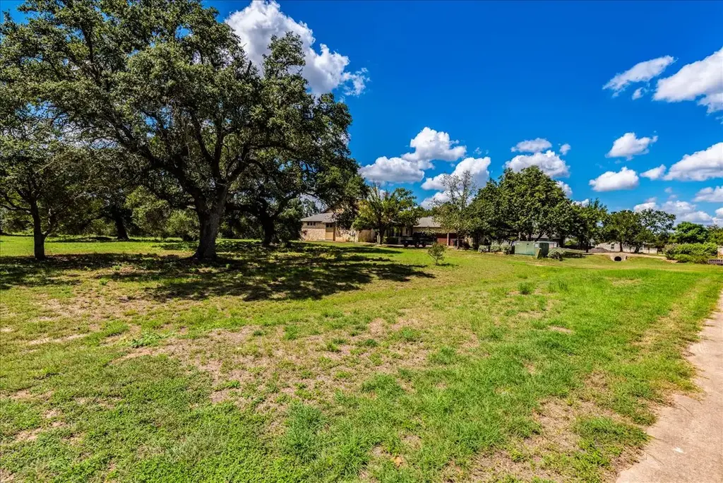 10299 Brangus Road, Driftwood