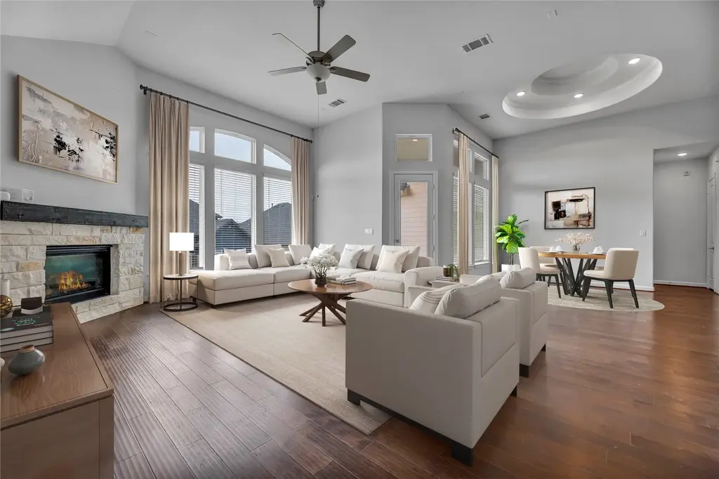 252 Sabino Drive, Buda