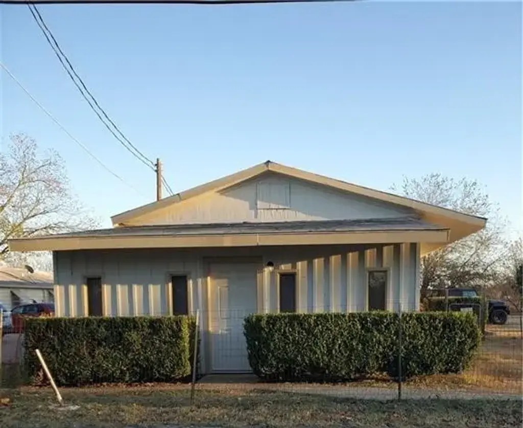 100 Quail Run Road 1, Martindale