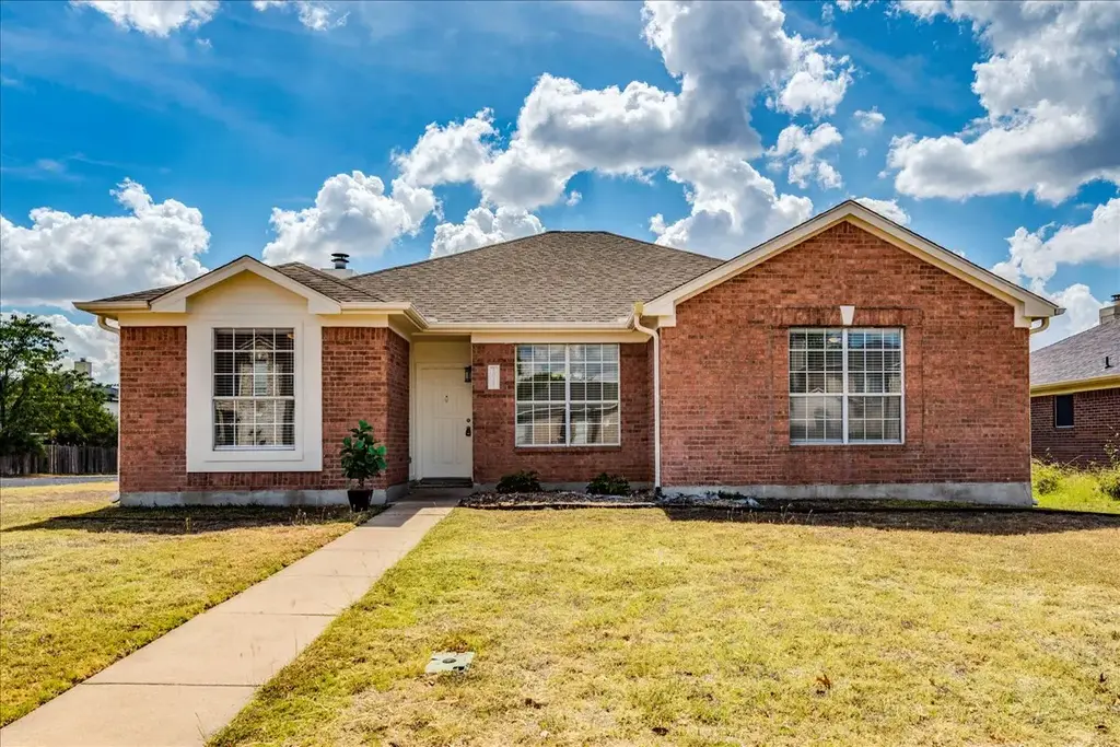 1021 Black Locust Drive W, Pflugerville