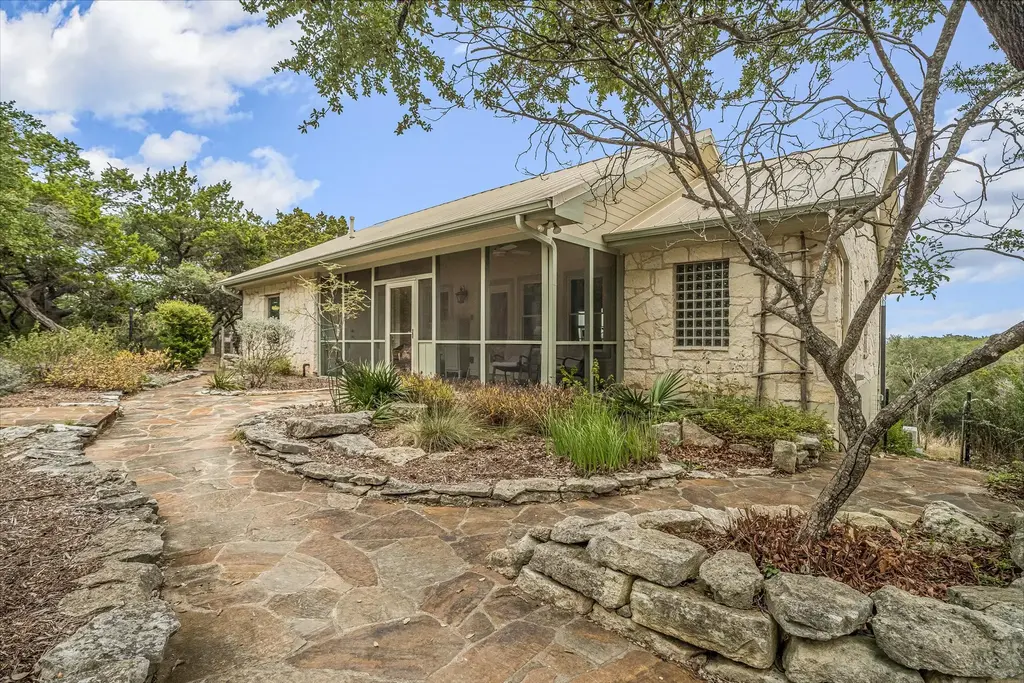 765 Skyline Ridge Lookout, Wimberley