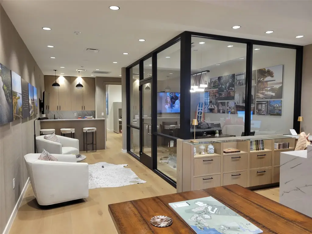 4900 Bee Creek Road 204, Lakeway