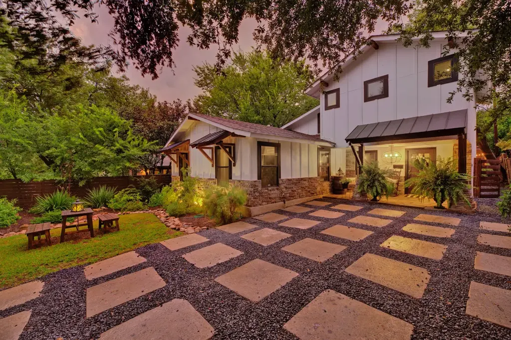 118 Havana Street, Austin