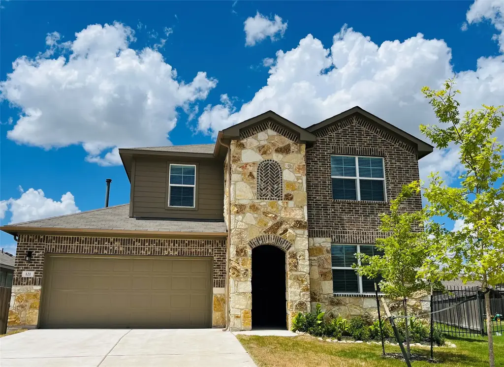 121 Arrowhead Vine Street, Leander