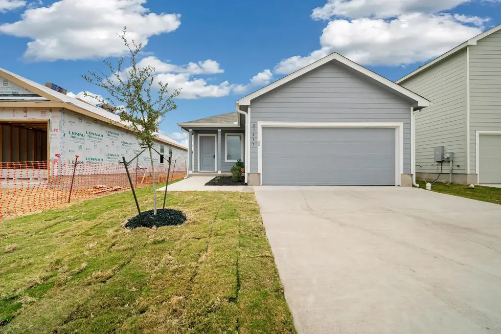23437 Firelight Drive, Elgin