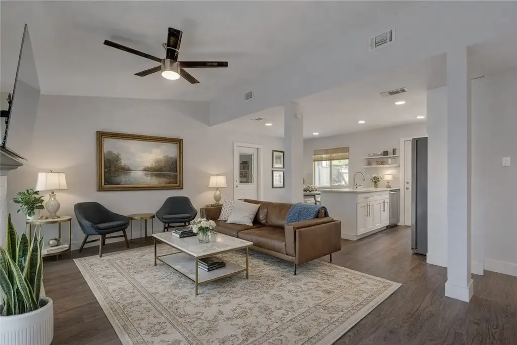 1400 Southport Drive B, Austin