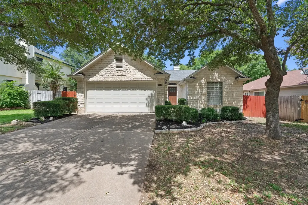 913 Dover Pass, Cedar Park