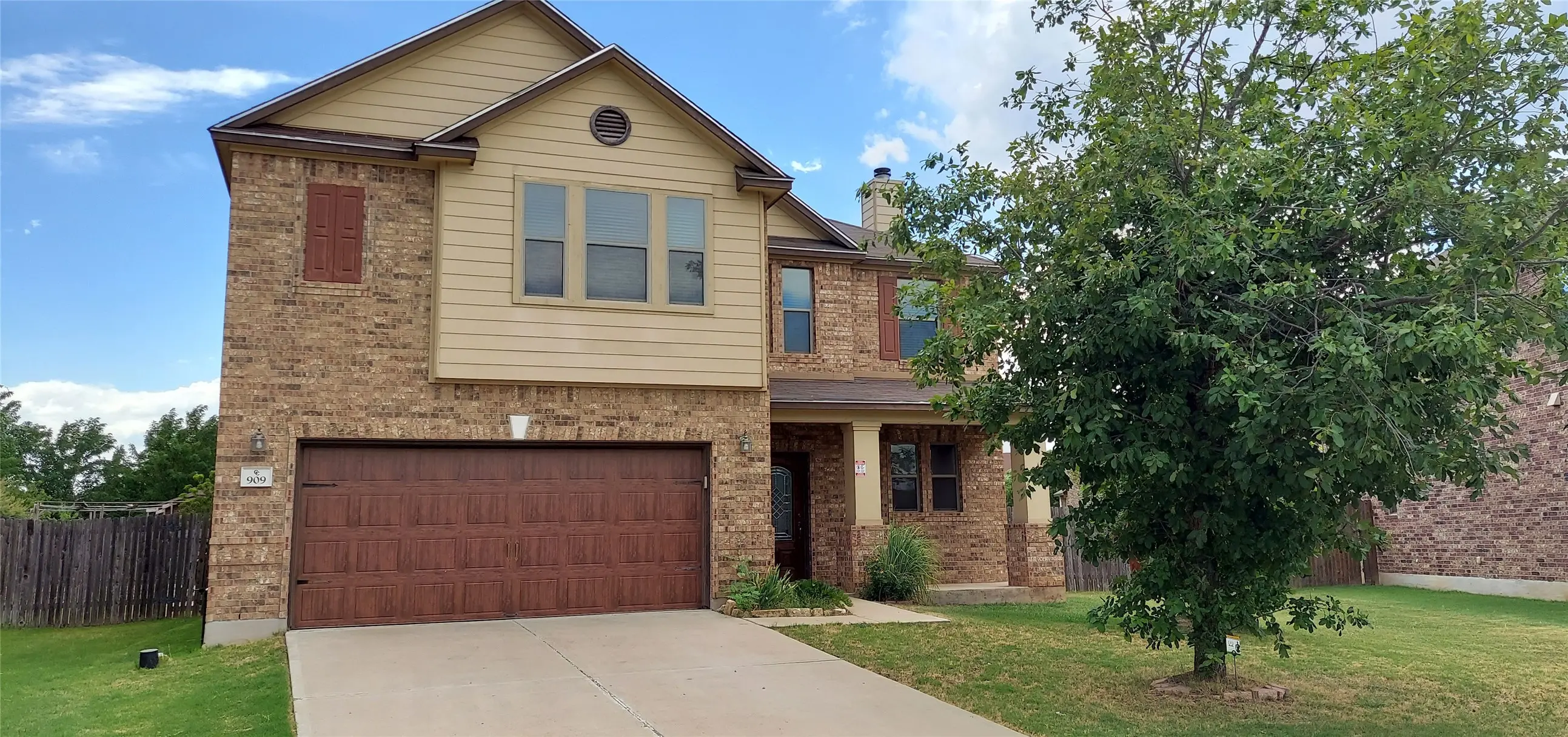 Photo of Listing #1255629