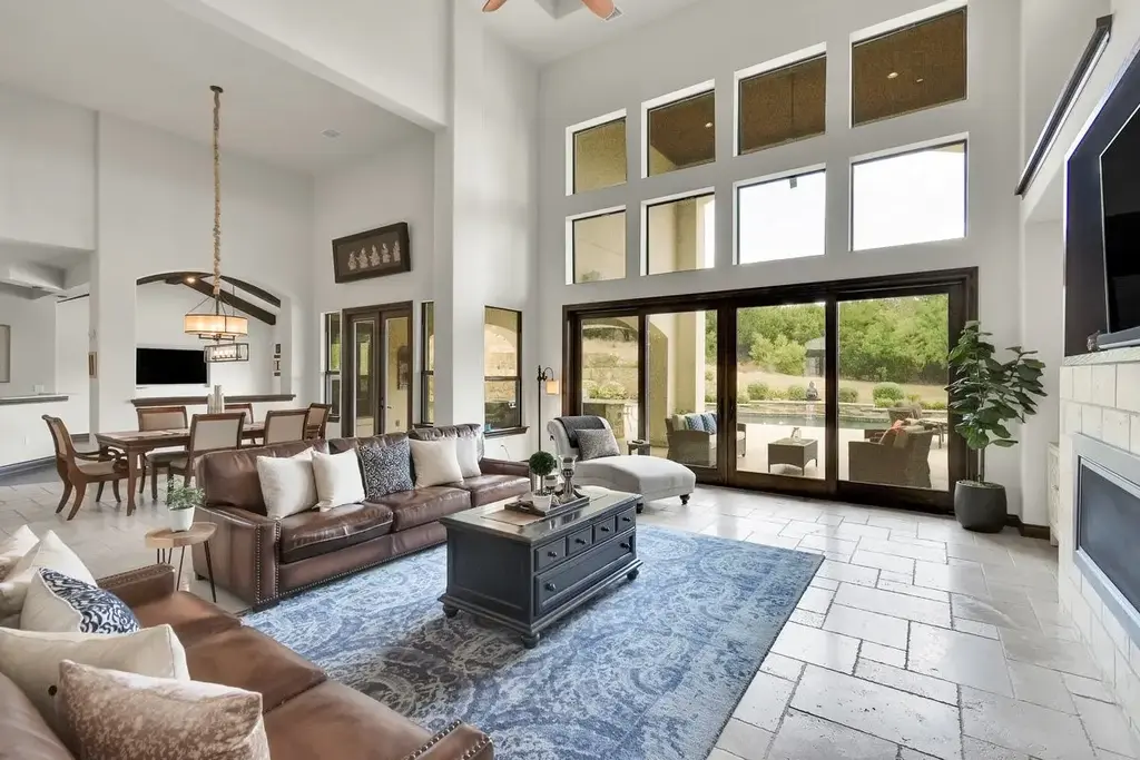 101 Montagna Cove, Austin