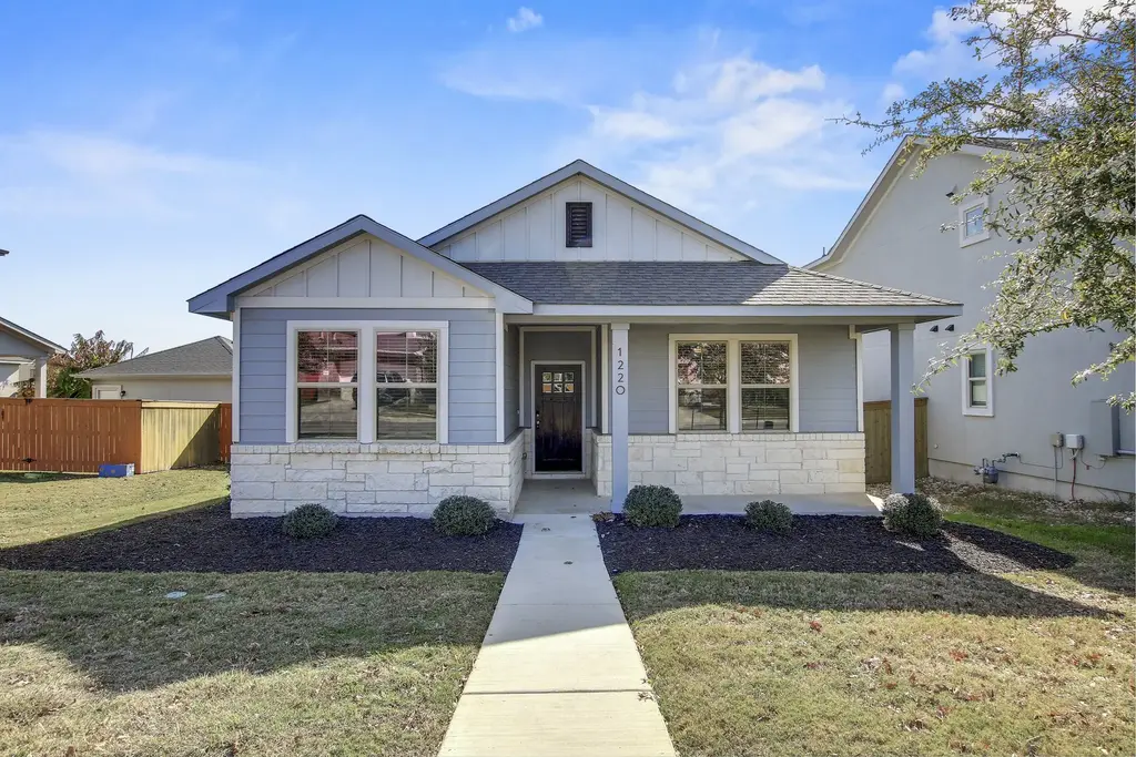 1220 Oak Chase Way, Leander
