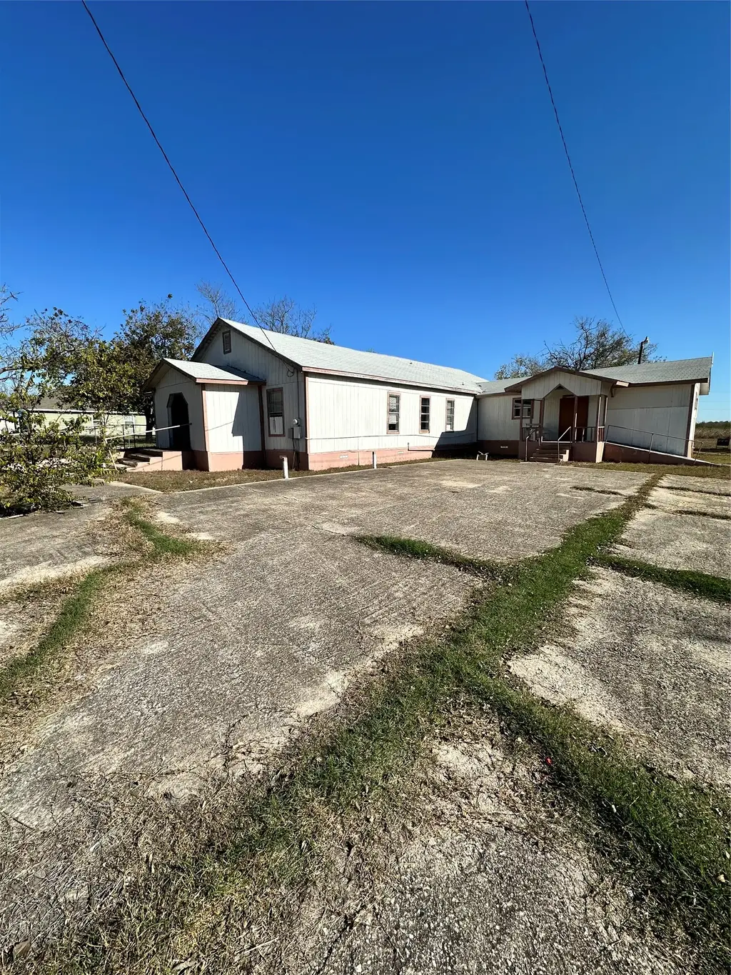 125 2nd Avenue, Taylor