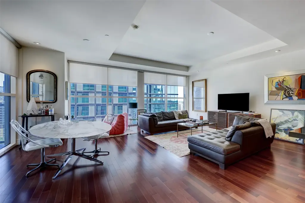 98 San Jacinto Boulevard 1803, Austin