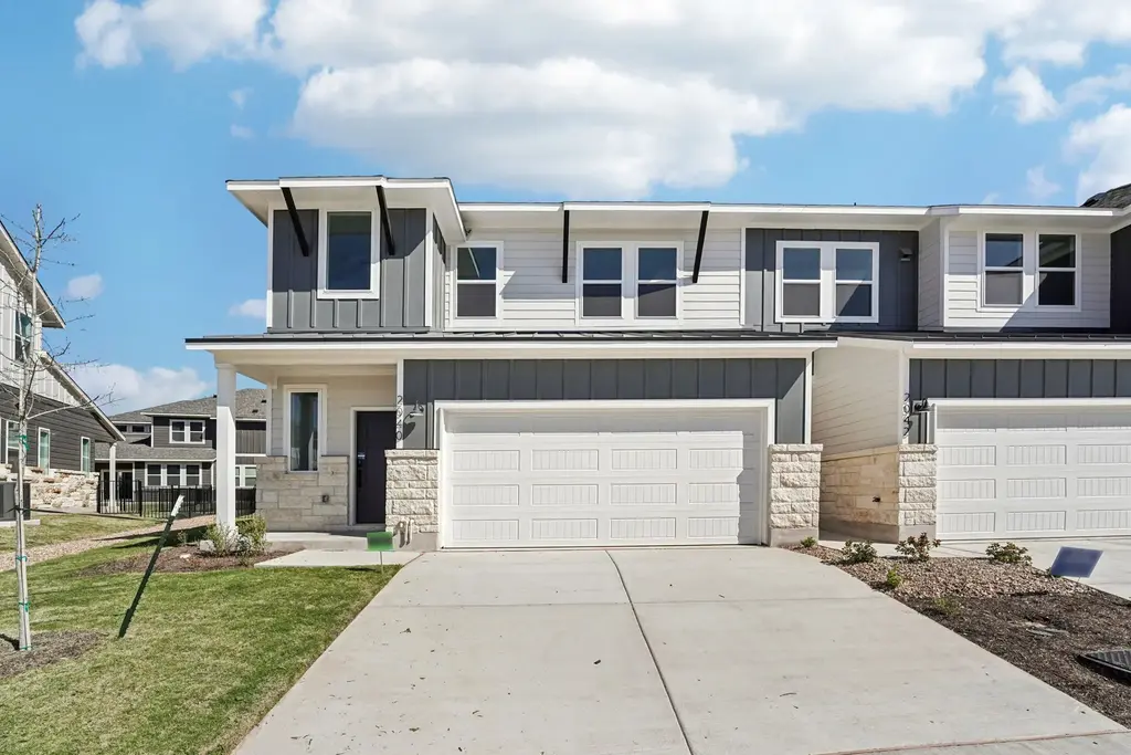2040 Cora Ivy Way, Round Rock