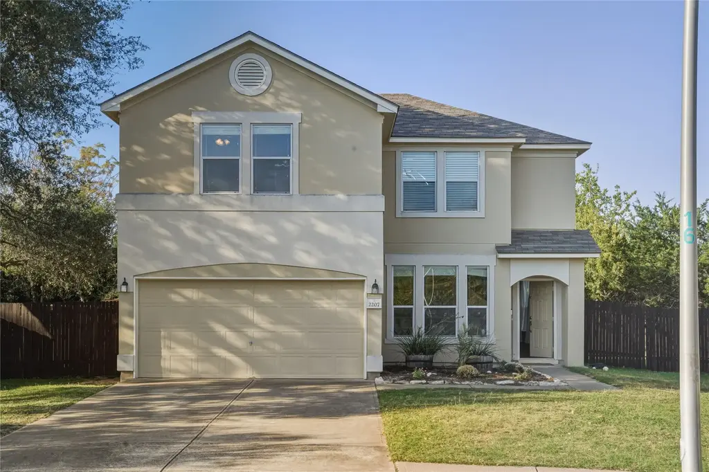 2207 Lauren Loop, Leander