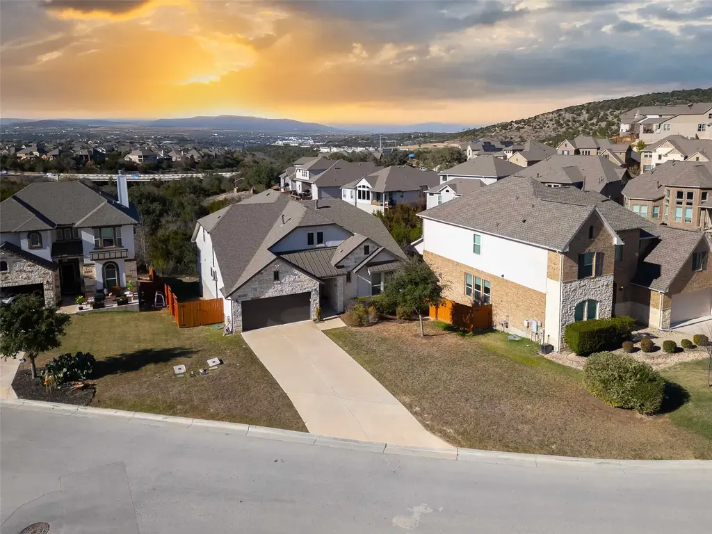 5516 Limestone Spring Cove, Austin