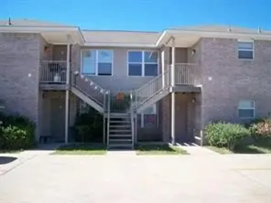 2218 Katy Lane B, Georgetown