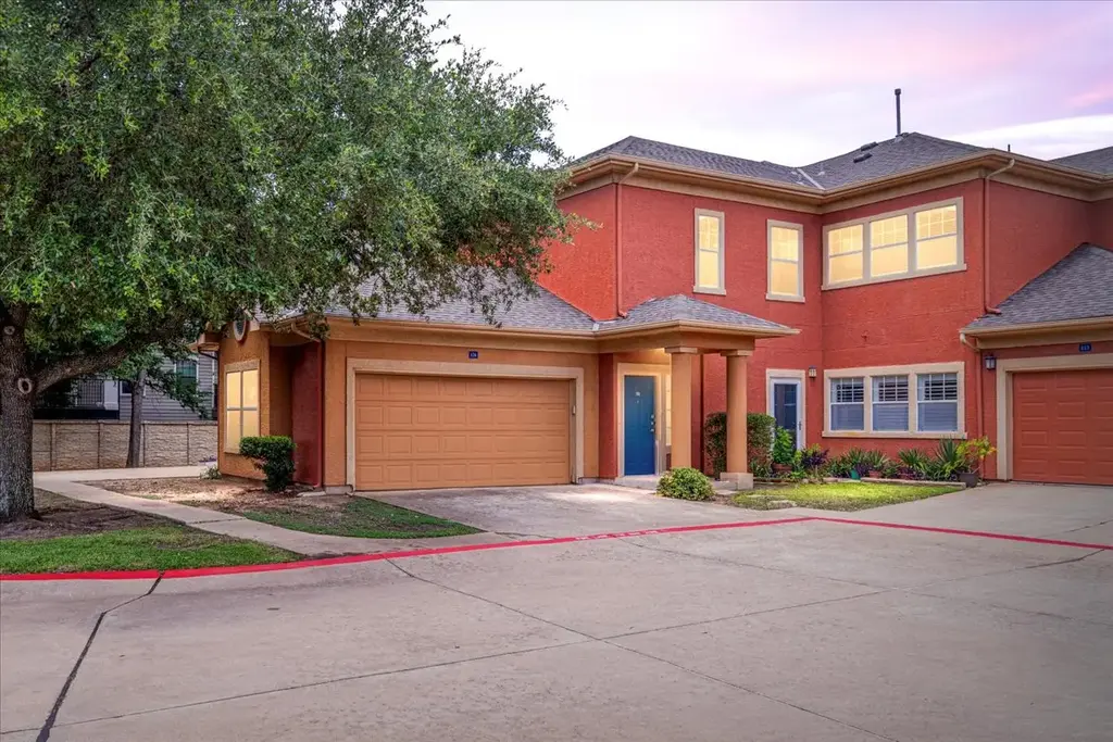 2900 S Lakeline Boulevard 124, Cedar Park