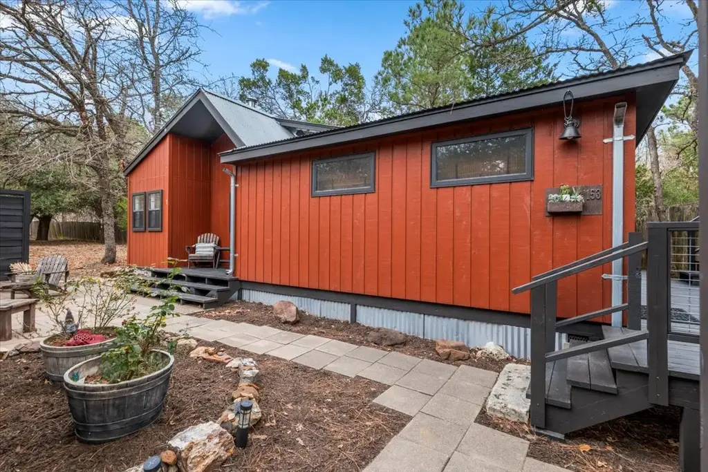 153 Old Wingo Place, McDade