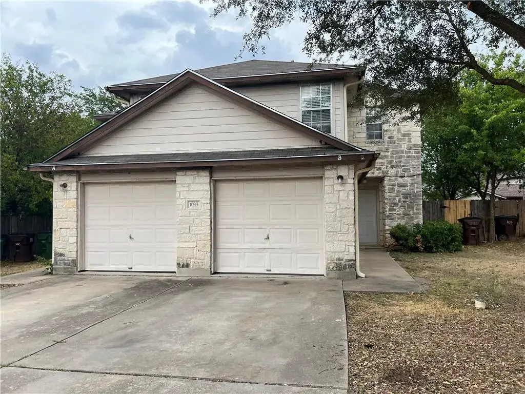 1033 Christopher Avenue B, Round Rock