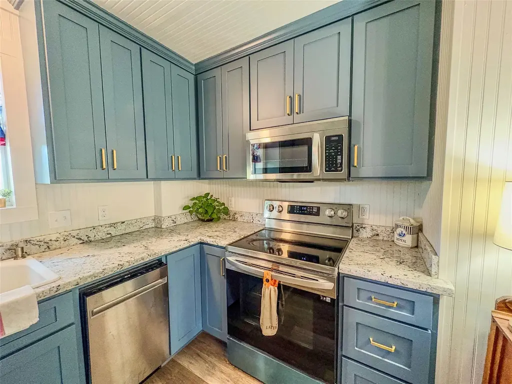 130 Sugar Hill Road, Carmine