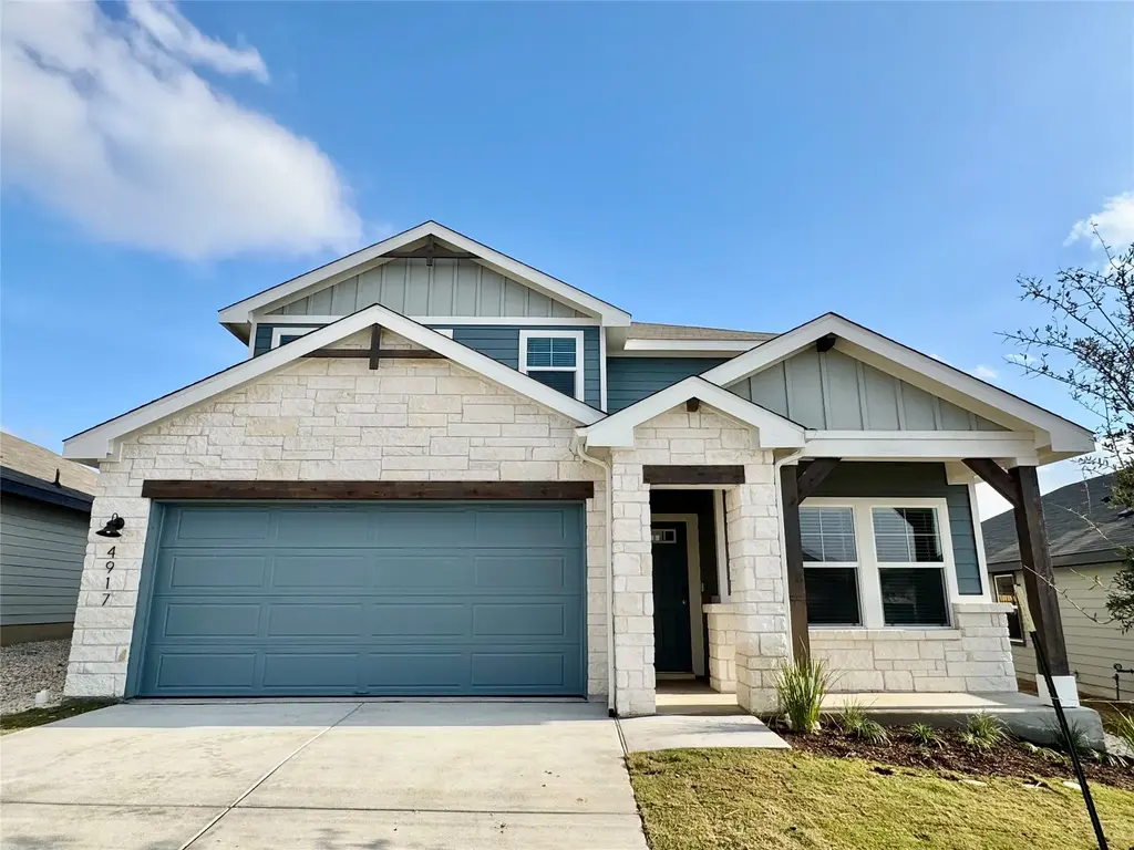 4917 Stockton Lane, Del Valle