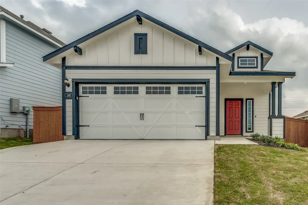 140 Thunder Oak Street, San Marcos