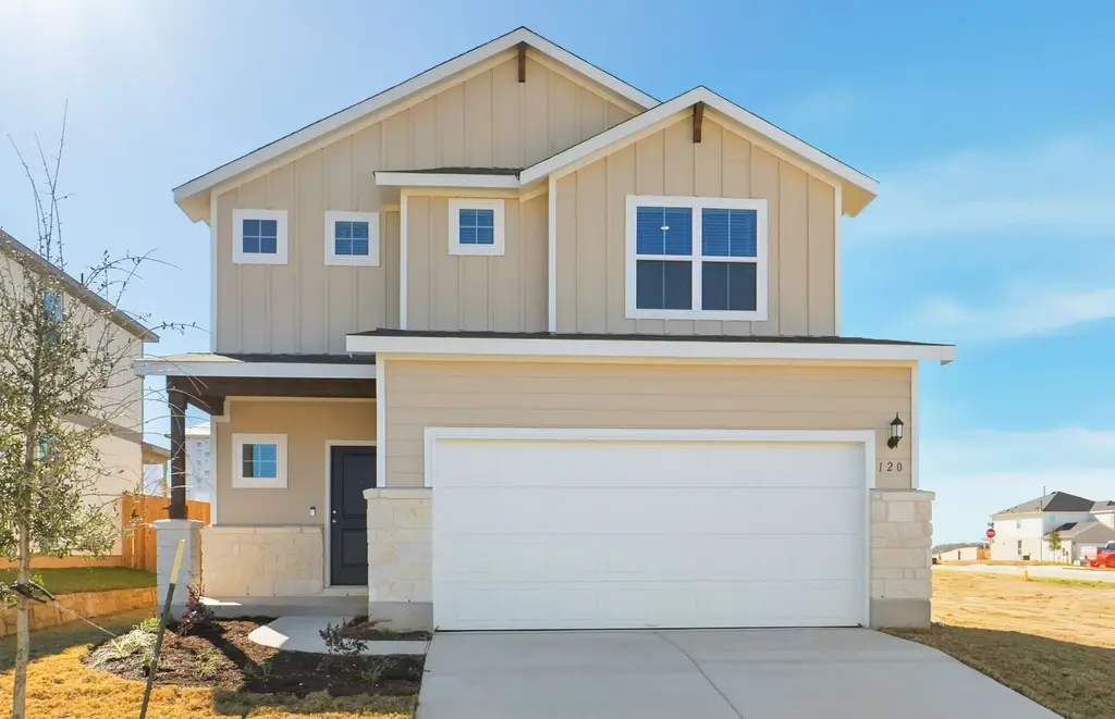120 Golden Bell Way, Buda