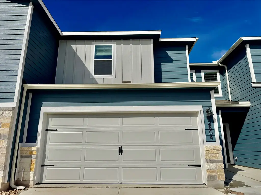 12804 Summer Village Drive, Buda