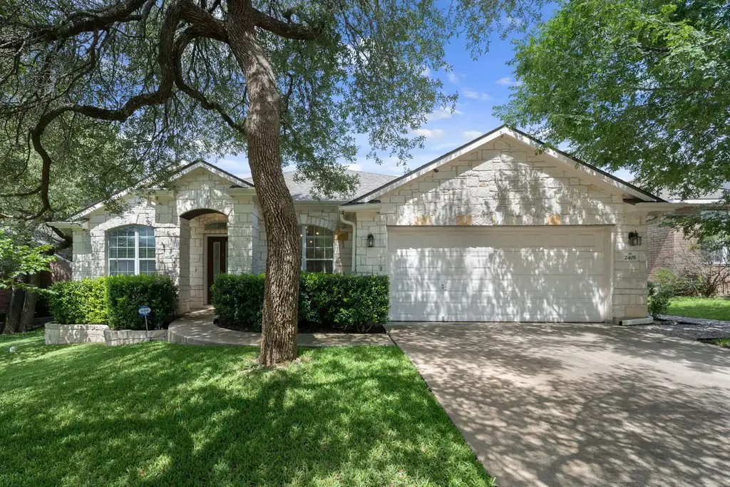 2405 Tumbling River Drive, Leander