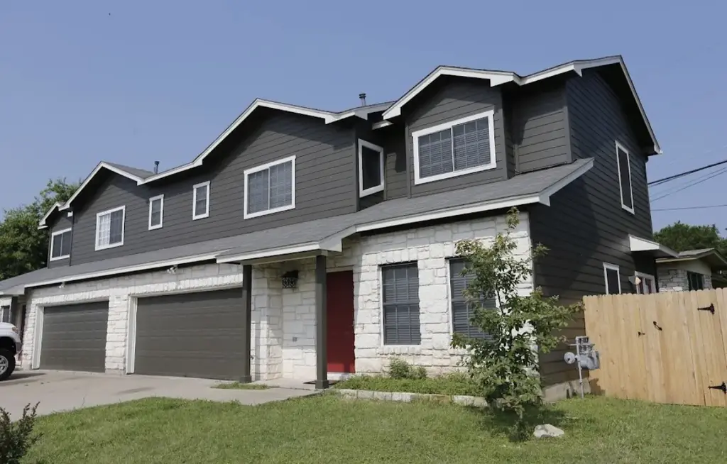 7200 Dan Jean Drive B, Austin