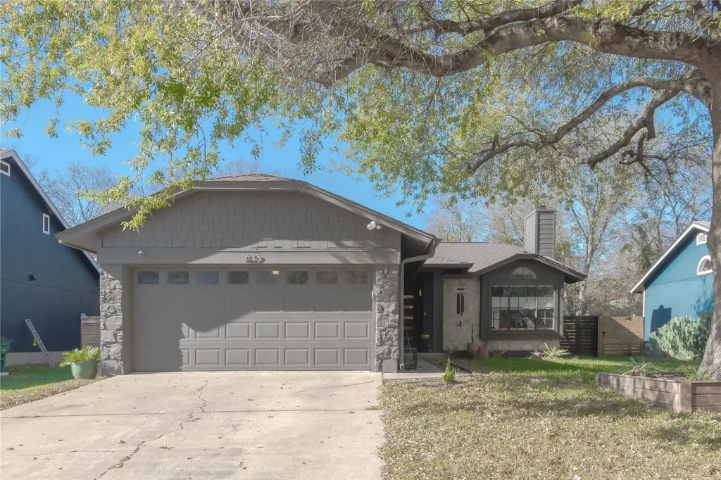 1622 Cattle Trail, Austin