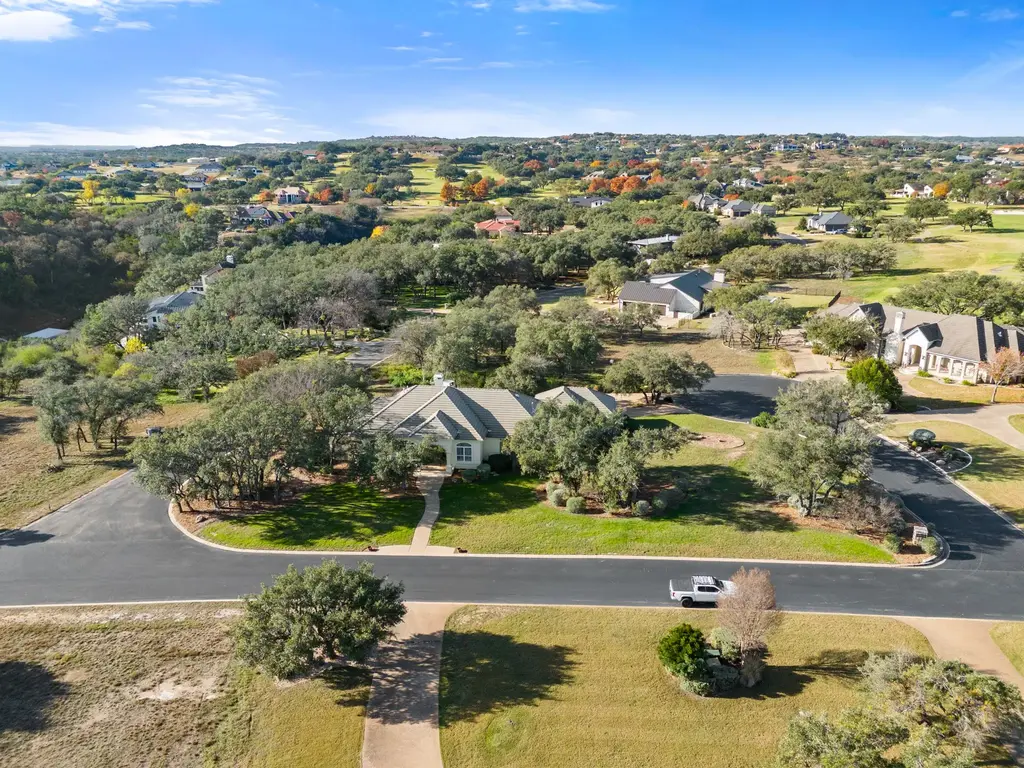 26801 Founders Place, Spicewood
