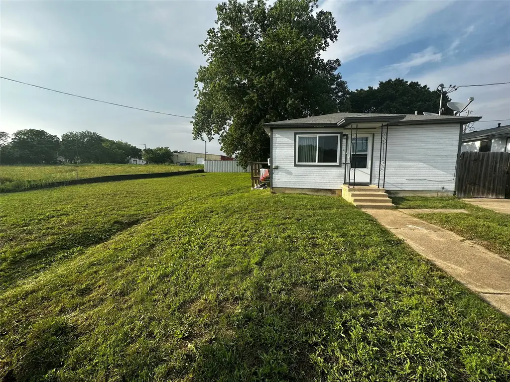 423 W Avenue J Avenue, Killeen