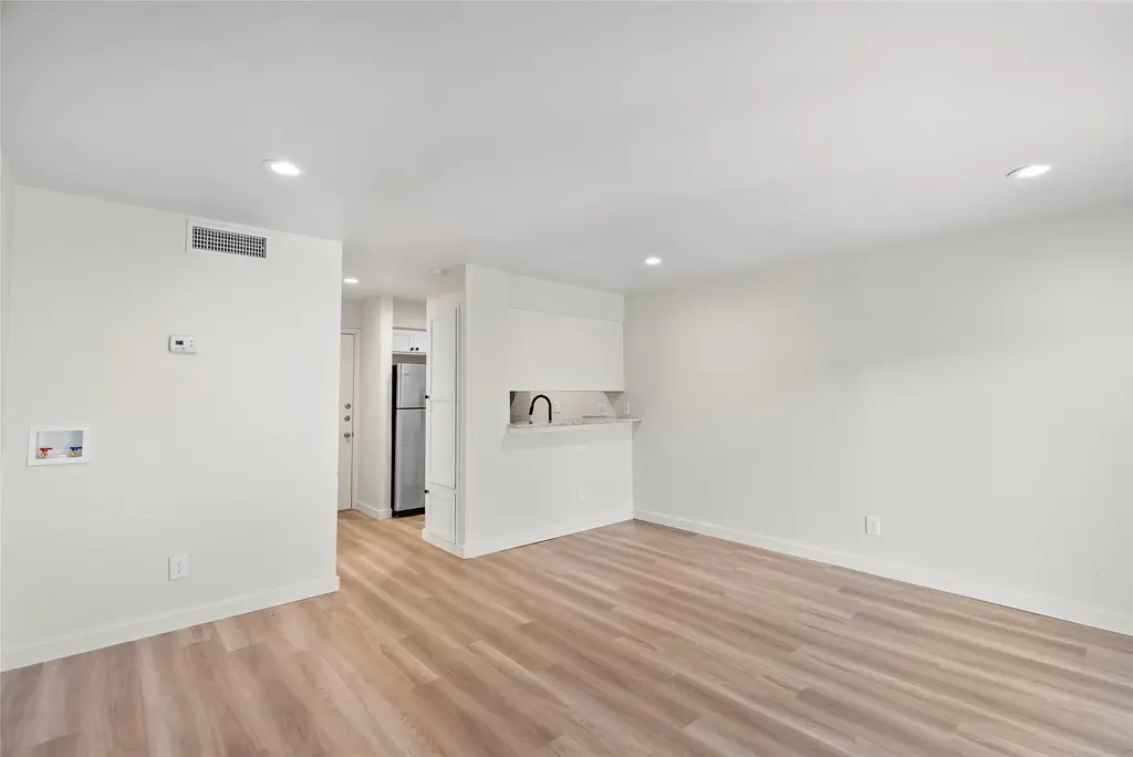 3819 Southway Drive 208, Austin