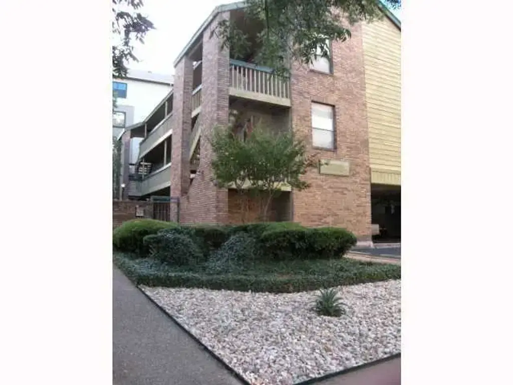 2210 Pearl Street 304, Austin