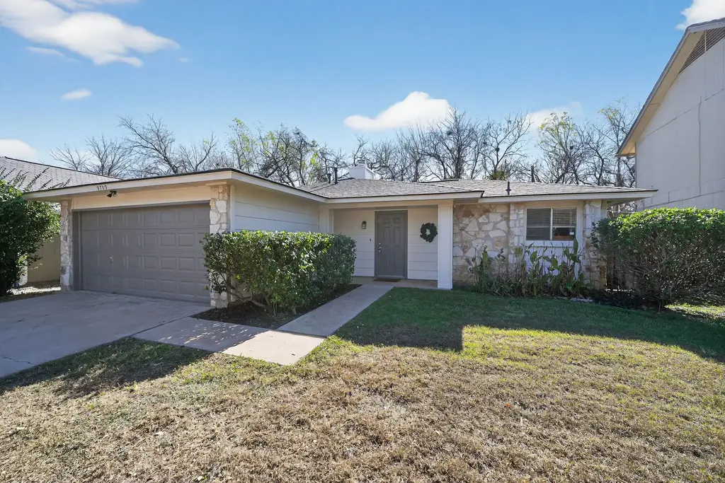 9709 Meadowheath Drive, Austin