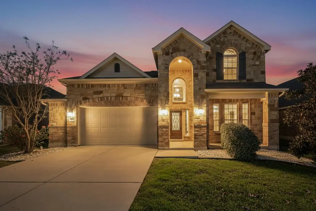 102 Plantain Drive, Hutto