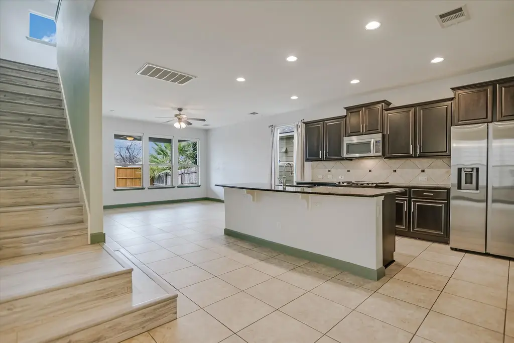 10020 Wading Pool Path, Austin