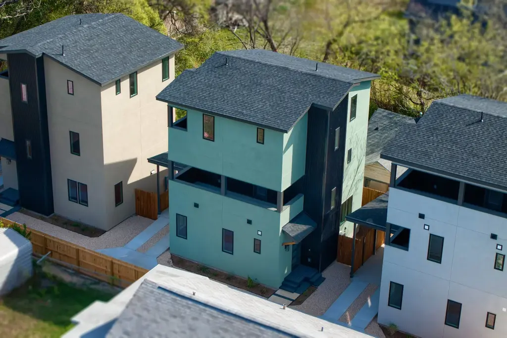 2818 E 22nd Street 2, Austin
