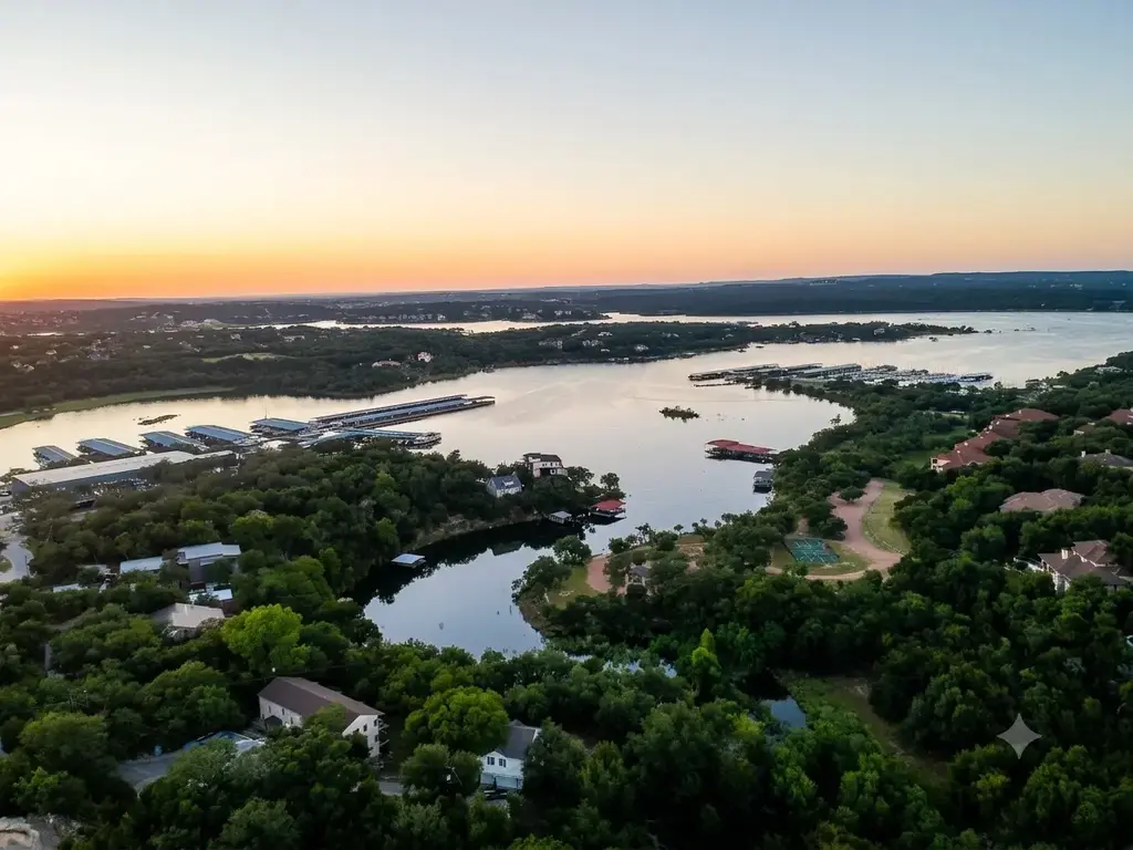 16146 Clara Van Street, Lakeway