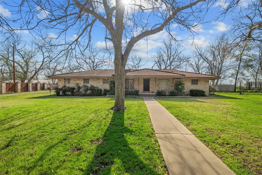7705 Shelton Road, Austin