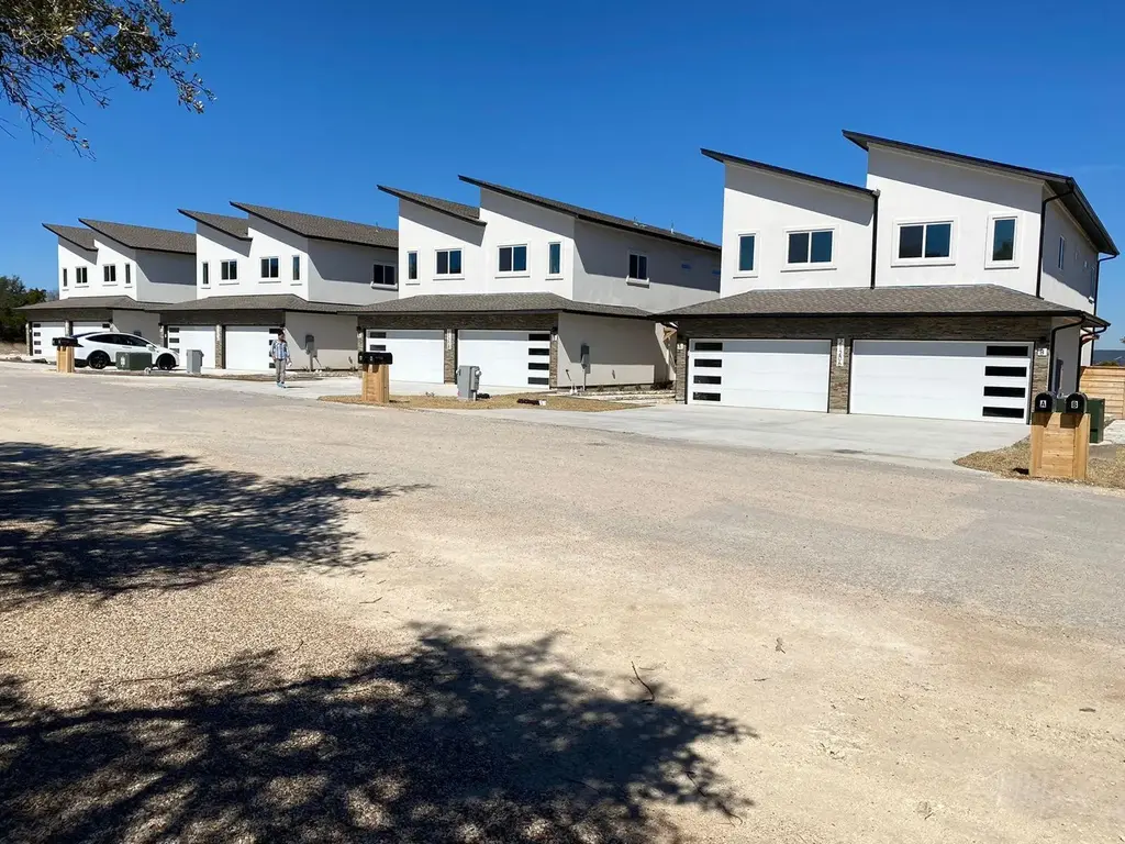 21212 Portsmouth Cove A, Lago Vista
